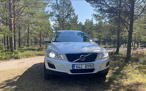 Volvo xc 60 (3 foto / 6)