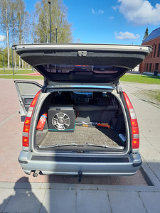 Volvo v70 (10 фото из 13)
