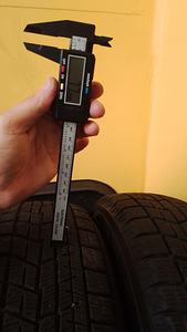 Шины 175/60/R16 Yokohama ice GUARD ig60 7.7mm 2022 (5 фото из 10)