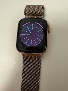 Apple Watch Series 5 40mm (2 foto / 2)