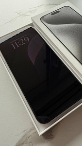 iPhone 15 Pro Max 512GB (3 foto / 7)