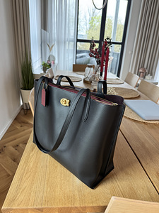 Coach Willow Tote bag Black (1 foto / 5)