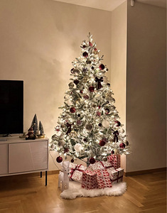 Kunstkuusk 210cm LED tuledega (2 foto / 4)