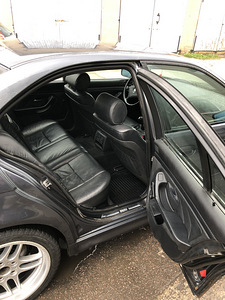 BMW 523 (4 фото из 7)