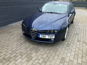 Alfa Romeo 159 Sportwagon 1,9 JTDM 110kw 2007a (4 foto / 15)