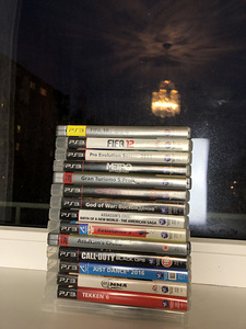 Ps3 god of war metro crysis assassins creed (1 foto / 1)