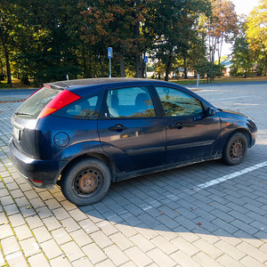 Ford Focus 1.6 74kW (2 foto / 4)