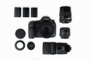 Canon EOS 5D Mark III, 3 objektiivi ja muu (1 foto / 5)