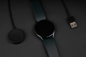 Samsung Galaxy Watch 4 (2 foto / 3)
