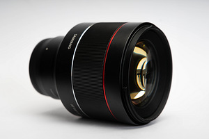 Samyang AF 85mm f/1.4 objektiiv SONY E (1 foto / 3)