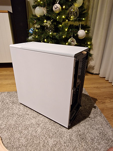 Fractal Design North Chalk White (5 foto / 6)