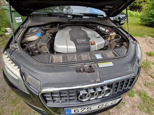 AUDI Q7 2012 S-Line FACELIFT (2 foto / 7)