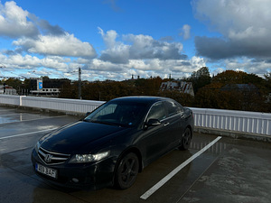 Honda Accord 2.0 114kW (1 foto / 15)