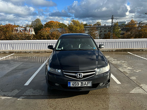 Honda Accord 2.0 114kW (2 foto / 15)