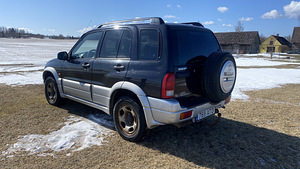 Suzuki Grand Vitara 2.5 116kW (4 foto / 6)