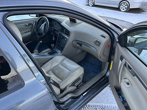 Volvo s60 (8 фото из 14)