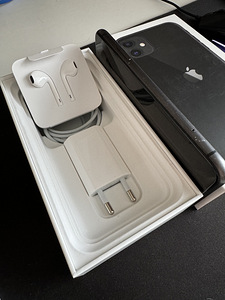 iPhone 11 64gb, Must (4 foto / 5)