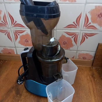 Mahlapress Hilton Slow juicer