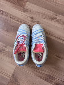 Nike Off-White Dunk Low (2 фото из 7)