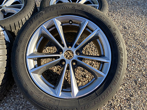 BMW (5x112) 17 дюймов оригинальные литые диски (датчик) (2 фото из 7)