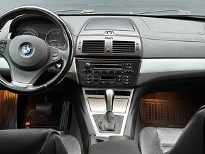 BMW X3 Facelift 2008 2.0 130kw 4x4 (10 foto / 15)