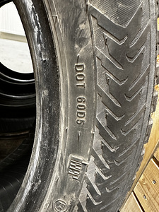 Nokian hakkapeliitta 8 215/55 R17 (4 foto / 4)