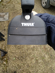 Ristlatid THULE (2 foto / 2)