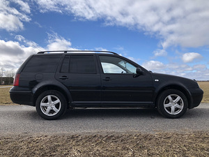 Volkswagen golf 4 (4 foto / 6)