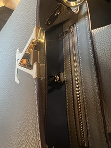Louis Vuitton Capucines BB (4 foto / 6)