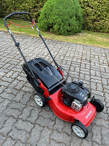 Iseliikuv muruniiduk Jonsered LM 2146CMD (Husqvarna) (1 foto / 7)