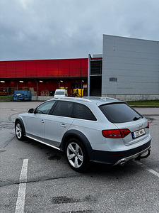 Audi A4 Allroad 3.0 176kW (7 foto / 15)
