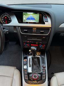 Audi A4 Allroad 3.0 176kW (13 foto / 15)