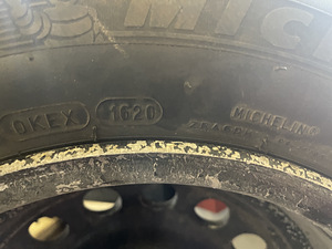 M: michelin x-ice north 4+ alumiinium plekkveljega 5x120 (5 foto / 5)
