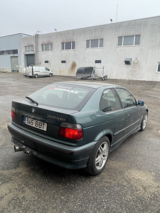 П: BMW 318tds e36 compact 2.3l manual (4 фото из 9)