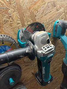 3D-prinditud relaka hoidja – Makita, Bosch, DeWalt (2 foto / 3)