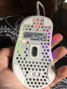 XTRFY M4 WHITE (2 foto / 2)