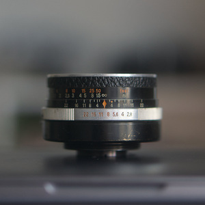 Carl Zeiss Jena 2.8/50 Tessar M42 keermega (1 foto / 3)