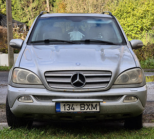 MB ML 270 CDI W163 (5 foto / 7)