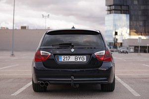 BMW 330XD E91 (6 foto / 14)