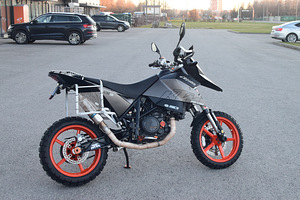 KTM 690 SM 2007 (3 фото из 7)
