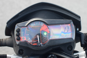 KTM 690 SM 2007 (7 фото из 7)