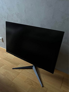 LG 27GS75Q-B 27” 200hz 2560x1440p IPS monitor (1 foto / 2)