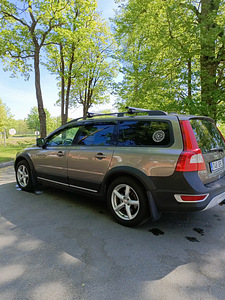 Volvo XC70 (2 foto / 7)