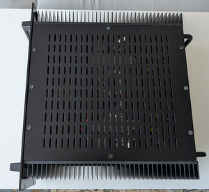 Parasound HCA-2200 II (2 foto / 5)