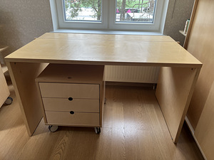 Kirjutuslaud Fellin (2 foto / 3)
