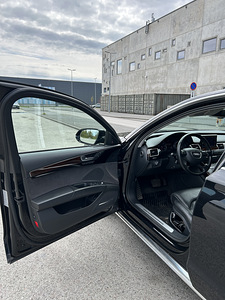 Audi A8 D4 3.0d 184kw 2012 (7 foto / 12)