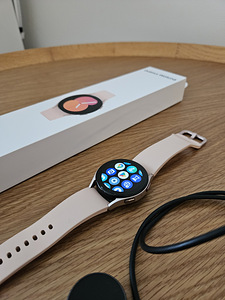 Samsung Galaxy Watch5 (Pink Gold, 40mm) (1 foto / 2)