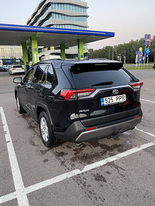 Toyota Rav4 LuxuryPlus (9 foto / 11)