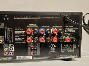 Onkyo TX-SR608 7.2-Channel Home Theater Receiver (4 foto / 8)