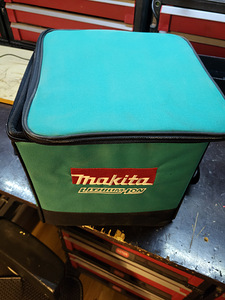 Makita tööristad 10.8v (2 foto / 2)